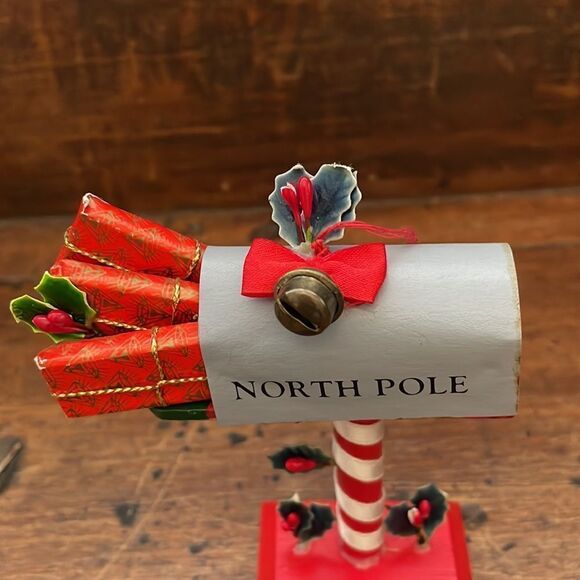 Vtg 1985 Kurt S Adler mailbox stuffed with presents Christmas tree ornament - Picture 2 of 7